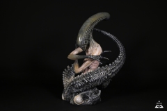 Alien-Rebirth-2