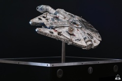 Millennium Falcon 1/43