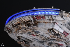 Millennium Falcon 1/43